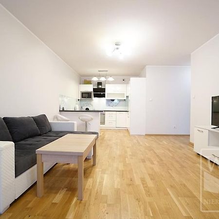 Modern Apartment-City Center-New Building-Garage วรอตซวาฟ ภายนอก รูปภาพ